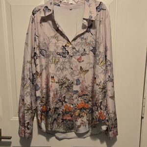 SHEIN Multicolor Butterfly Print Button Down Shirt